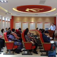 老年大学  思政课